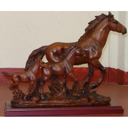 Animal Horse  with two Small Horse 6/ctn 10.5"x9" 